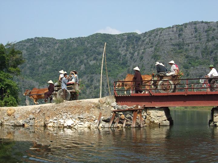 Tam Coc Nov 08 (13)